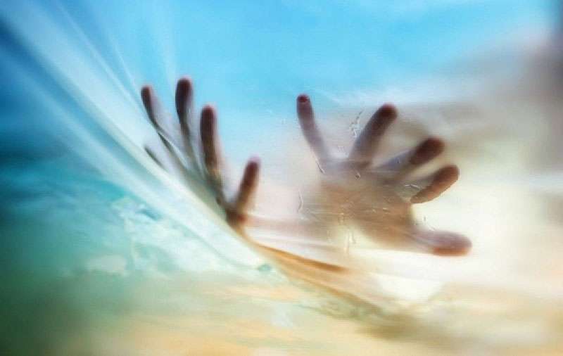 Ποιος ειναι ο ενεργειακός συμβολισμός των κρίσεων πανικού ; Έχεις έναν έντονο φόβο για άγνωστο λόγο. Υπέραναλυεις και σκέφτεσαι ξανα και ξανά γεγονότα και καταστάσεις του παρελθόντος.